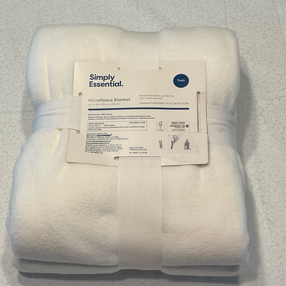 White Microfleece Blanket Twin